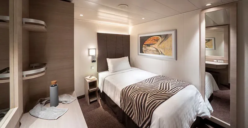 内舱工作室 Fantastica 1