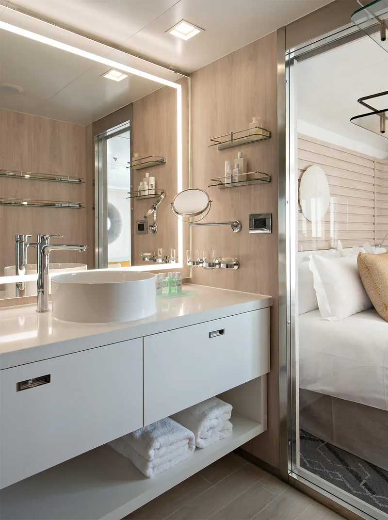 Suită Deluxe, Puntea 6 2