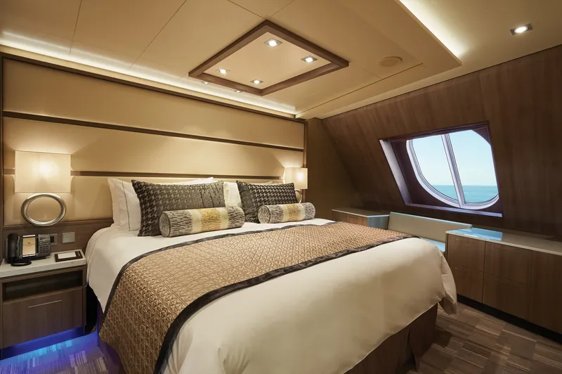 Penthouse The Haven cu vedere frontală și balcon 1