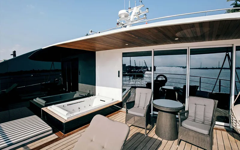 Royal Panorama Suite 2