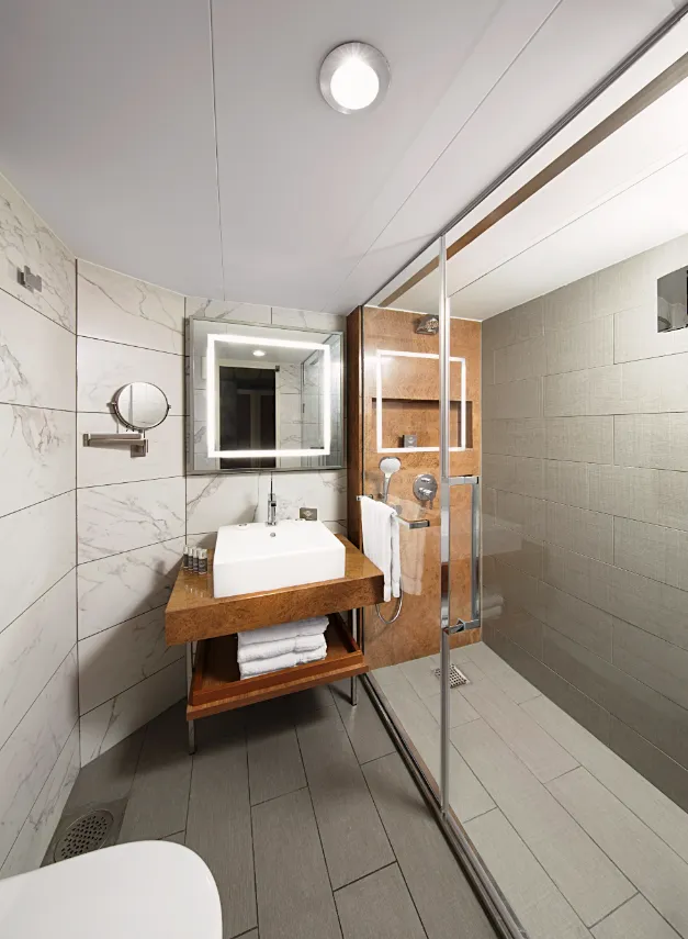 Continent Suite