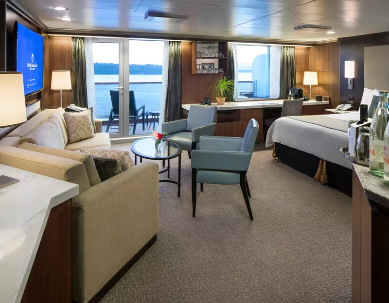Neptune Suite 5