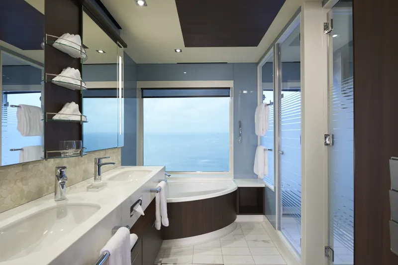 The Haven Aft-Facing Penthouse with Balcony 2