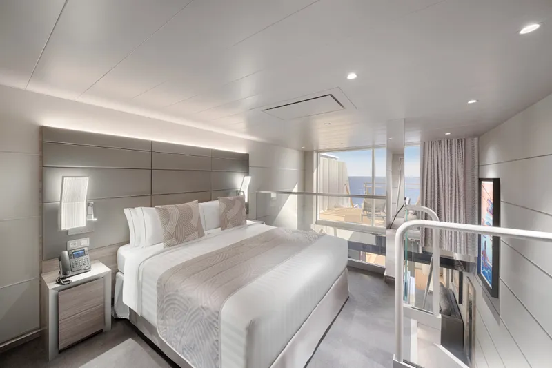 MSC游艇俱乐部双层套房，配有按摩浴缸 2