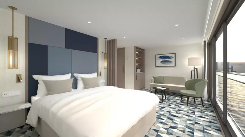 Suite | Diamond Deck