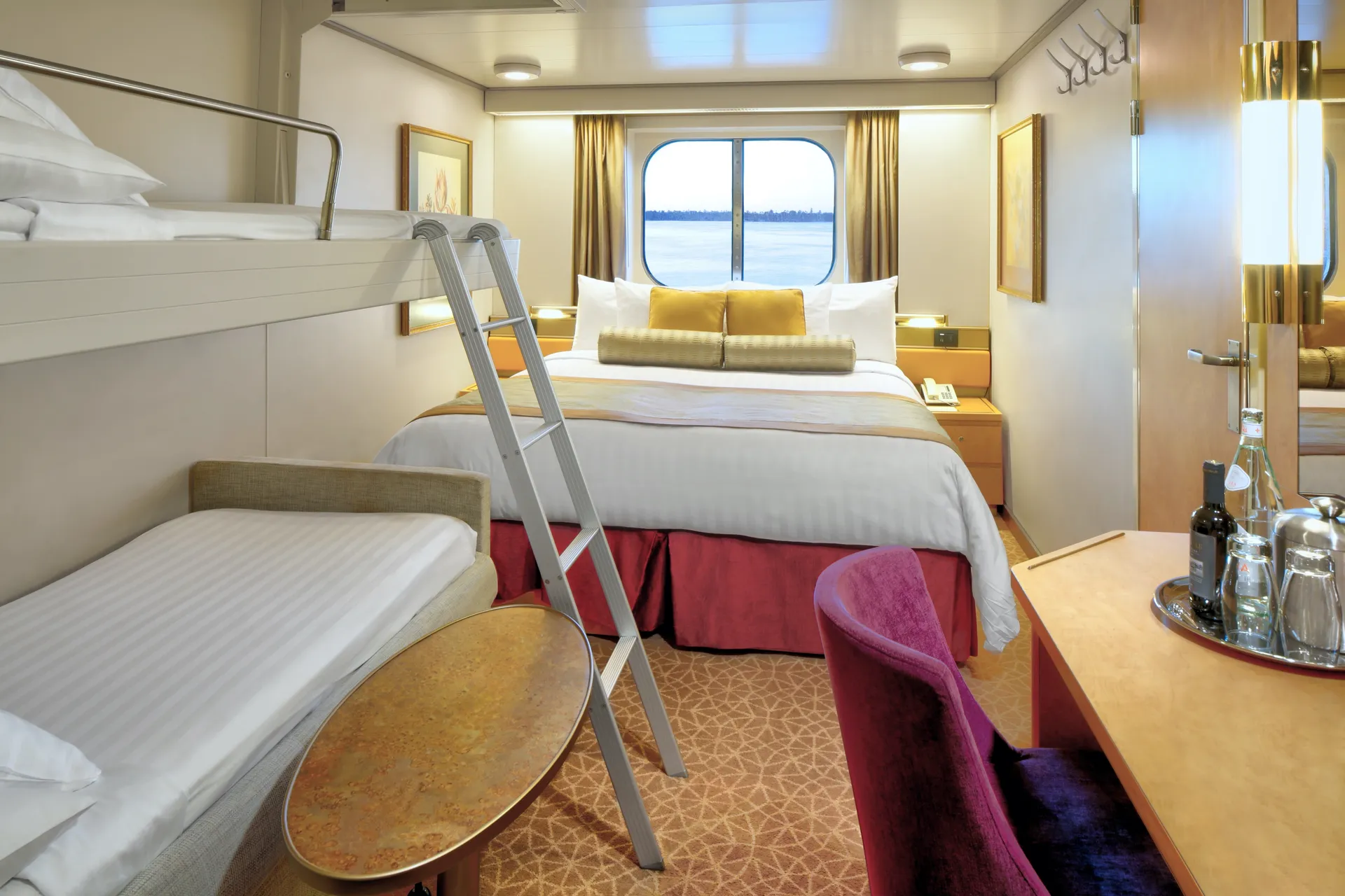 বড় সমুদ্র দৃশ্য স্টেটরুম (আংশিক সমুদ্র দৃশ্য) 3