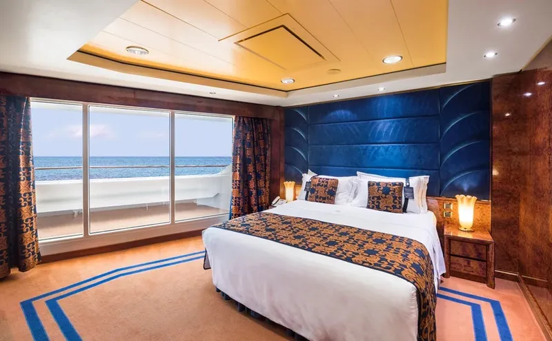 MSC YACHT CLUB EXECUTIVE & FAMILY SUITE 1