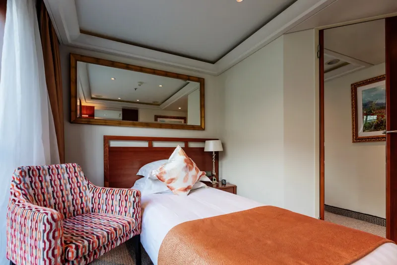 Μονόκλινο, Γαλλικό Μπαλκόνι 1