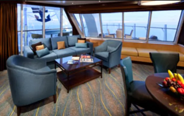 Spacious AquaTheater Suite Large Balcony - 2 bedrooms