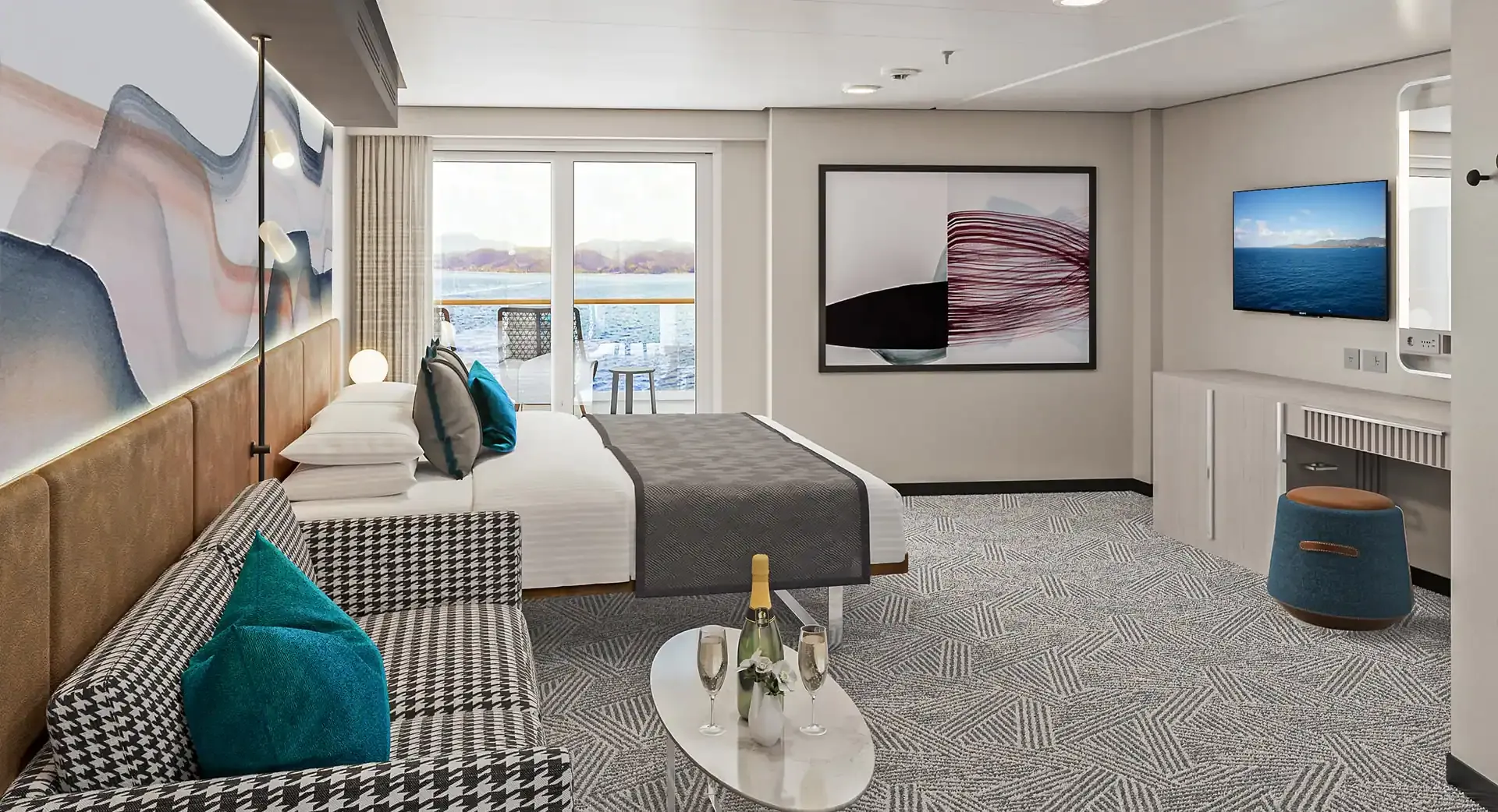 Family Suite With Master Bedroom & Large Balcony 1