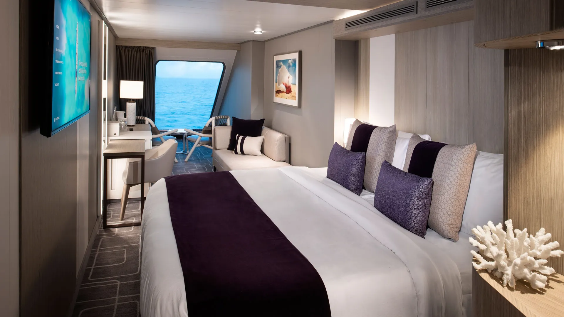 Deluxe Oceanview Stateroom