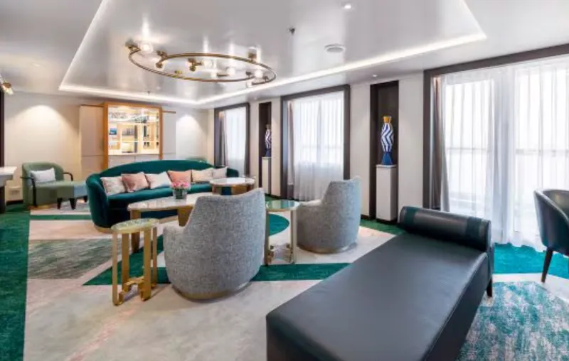 Queens Grill Grand Suite