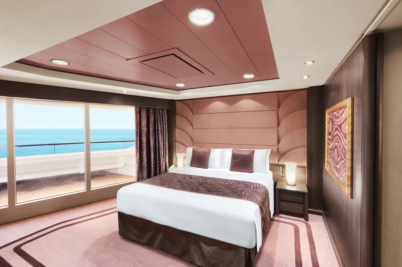MSC YACHT CLUB EXECUTIVE & FAMILY SUITE 6