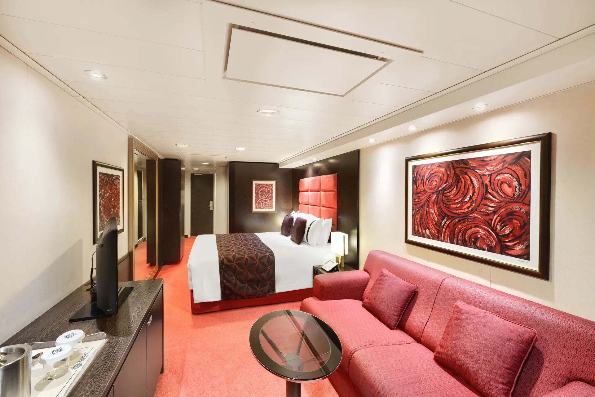 JUNIOR SUITE AUREA WITH SEALED WINDOW 2