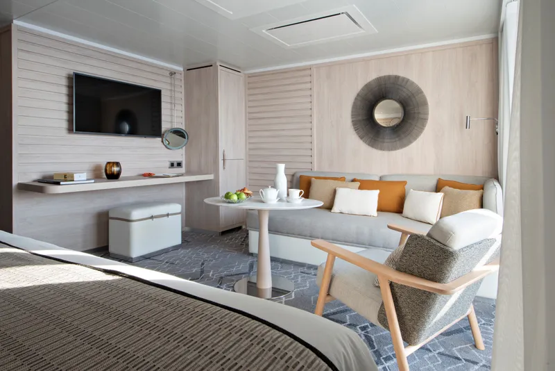 Suită Privilegiată, Puntea 5 1