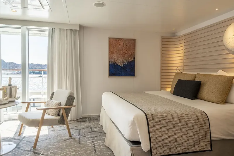 Suită Privilegiată, Puntea 5 2