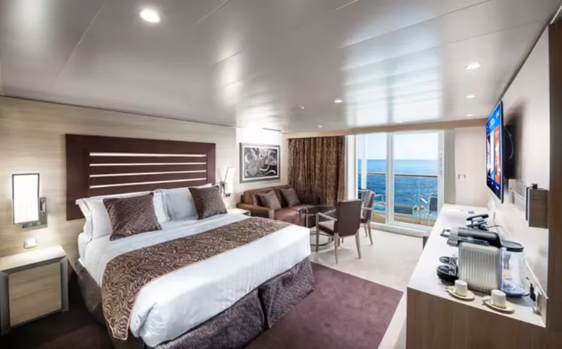 游艇俱乐部内部套房 1