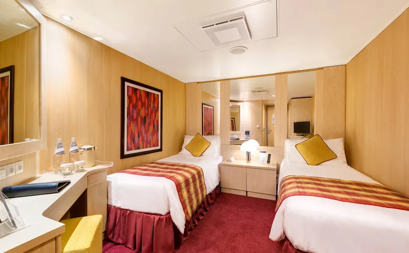 初级内舱幻想 1