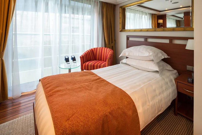 Cameră Single cu Balcon Francez 1