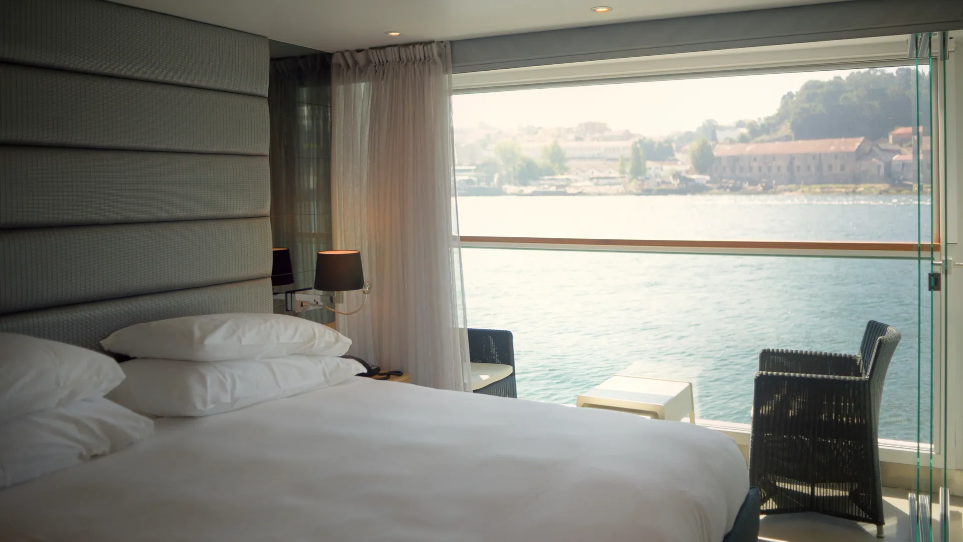 Balcony Suite 4