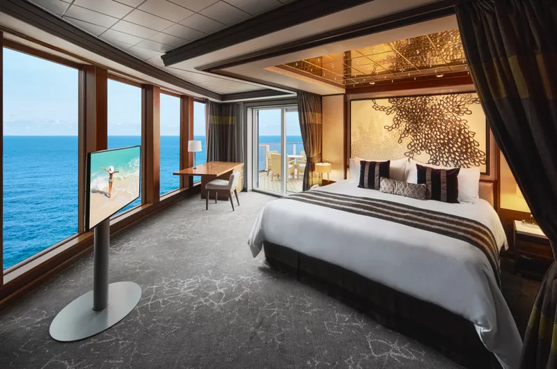 The Haven Deluxe Owner's Suite with Large Balcony 1