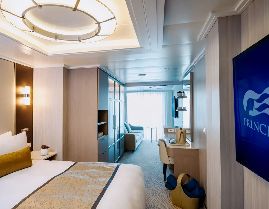 Signature Collections Suite