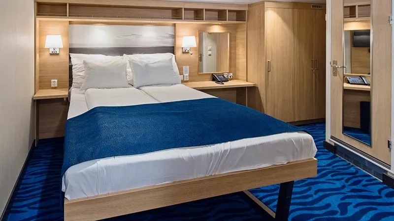 كابينة داخلية قطبية 4