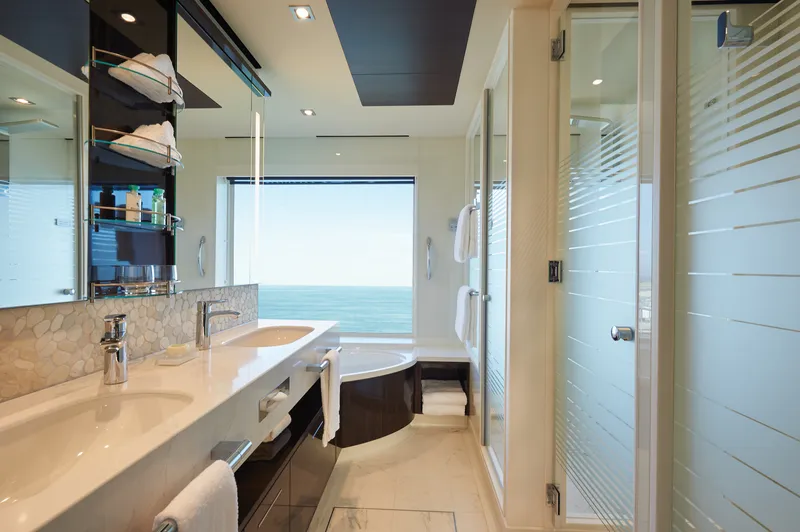 The Haven 2-Bedroom Family Villa with Balcony 2