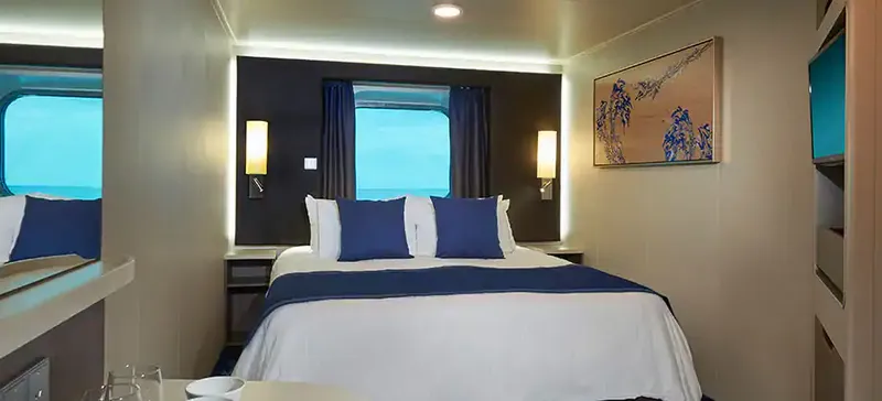 Oceanview with Picture Window 3