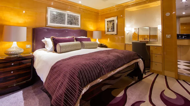 礼宾皇家套房带阳台 1