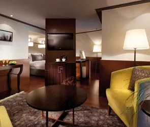 Veranda Suite