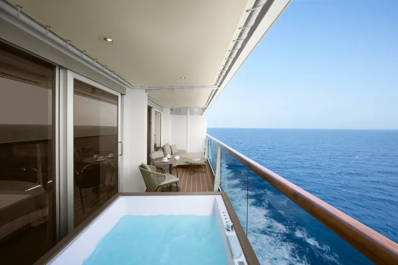 带漩涡浴缸的海湾居所 2