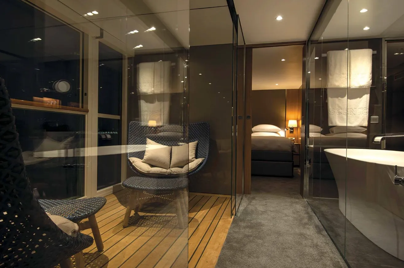 جناح مالك ملكي 6