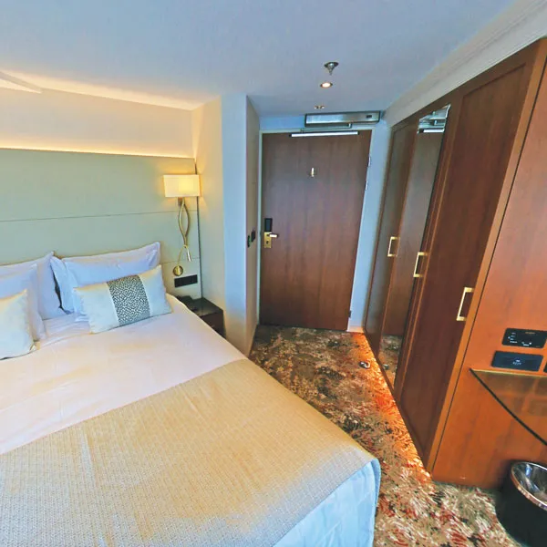 Kategorie 5 | Paluba Diamond 2