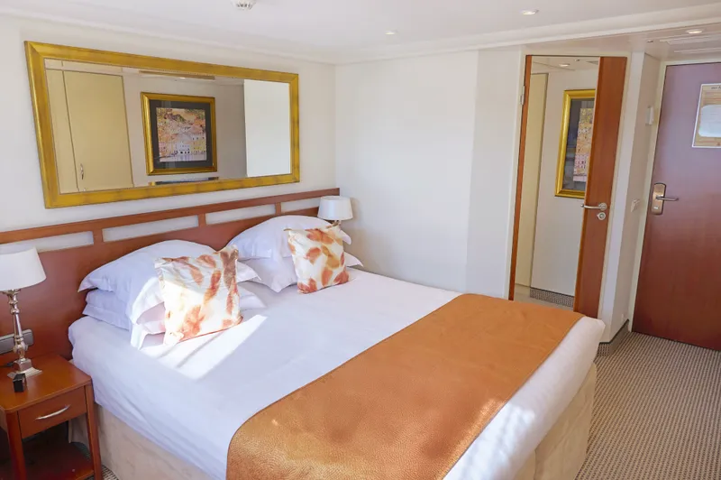 Cabină cu Fereastră Fixă 1