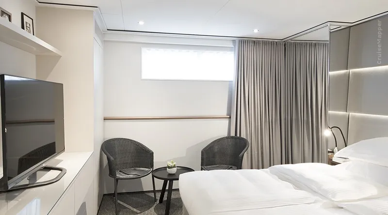 Emerald Stateroom