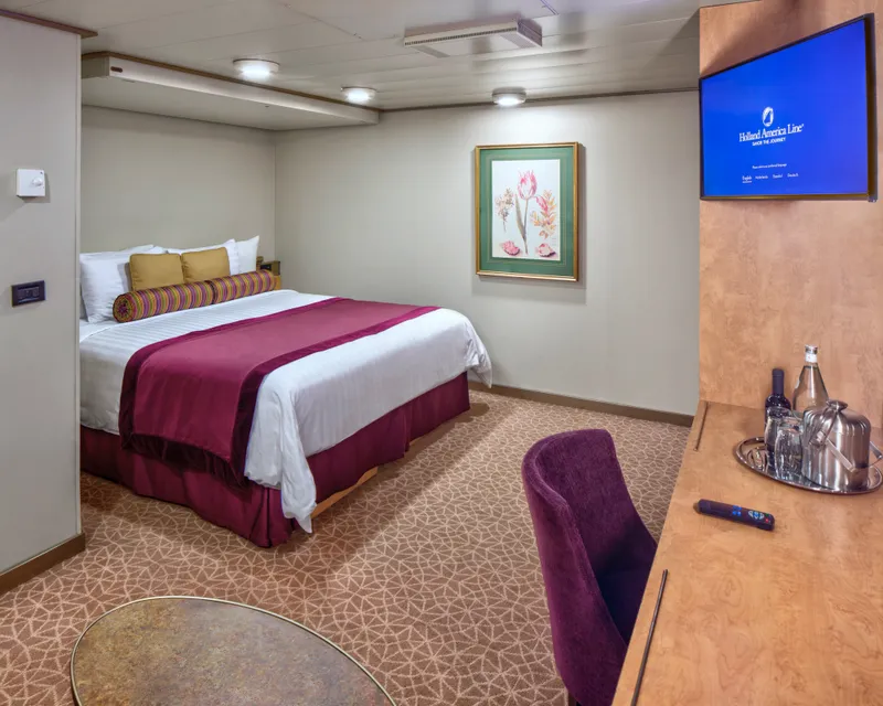 大型/標準內艙房 1