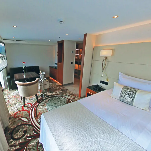 Kategorie 7 | Paluba Diamond 1