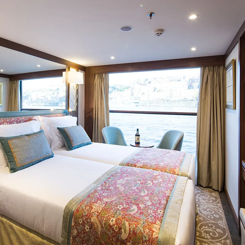 Middle Deck - Standard Stern