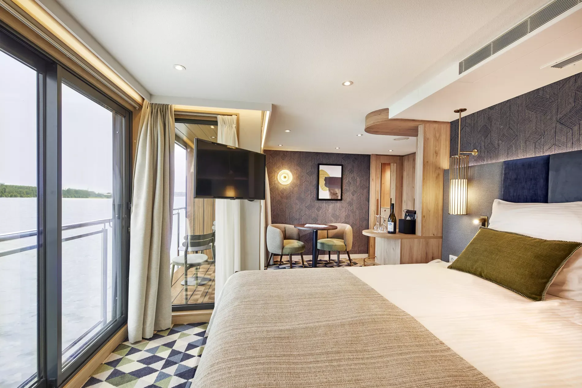 Balcony Suite