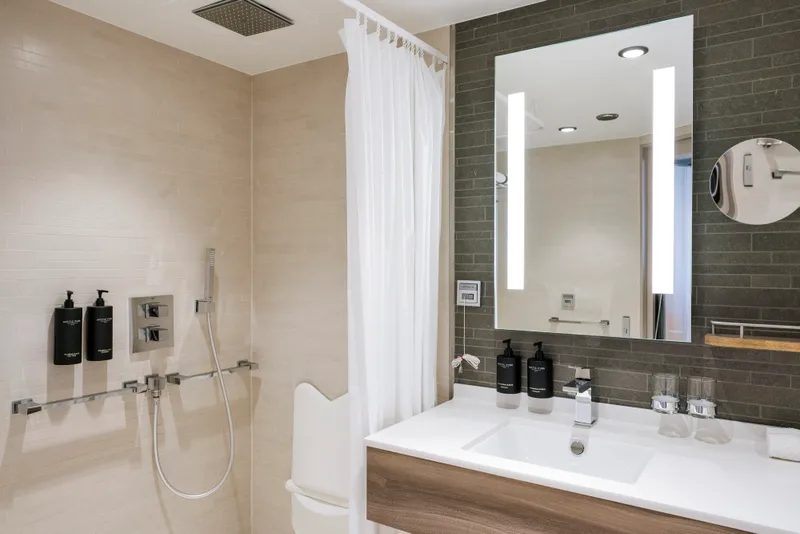 探险大型套房 2