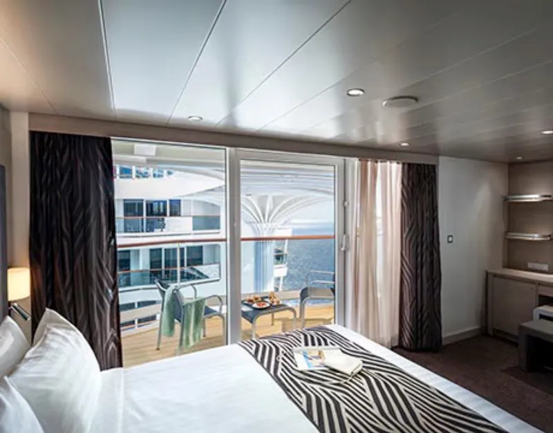 初级套房Aurea,拥有海滨和海洋景观 1