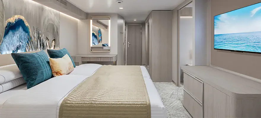 Forward-facing Suite With Master Bedroom & Large Balcony 1