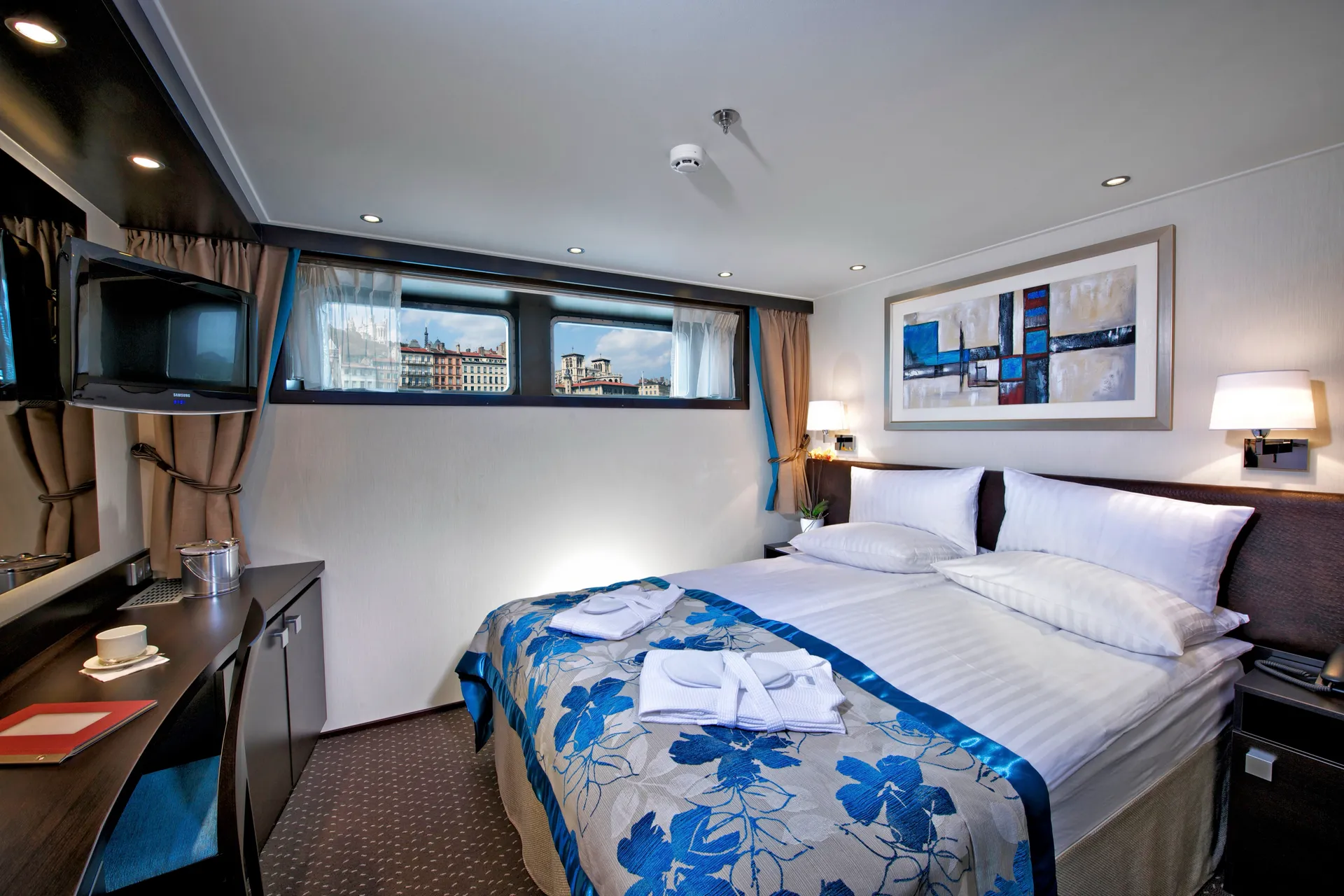 Deluxe Stateroom
