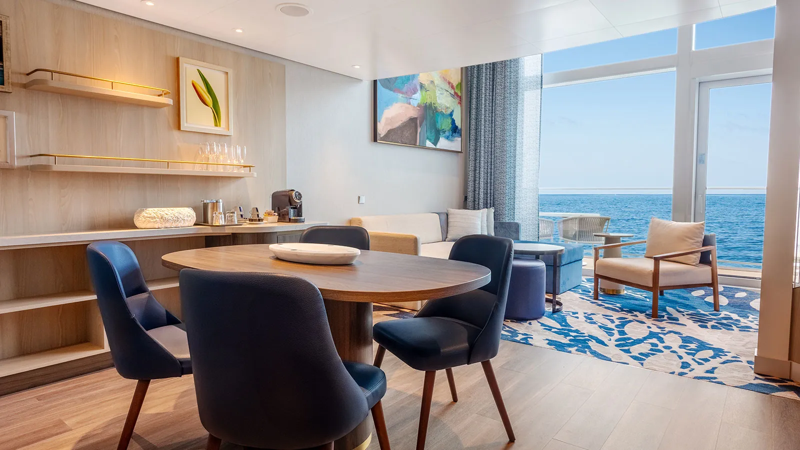 Icon Loft Suite