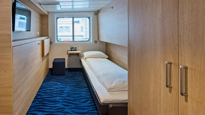 خارجية قطبية 5