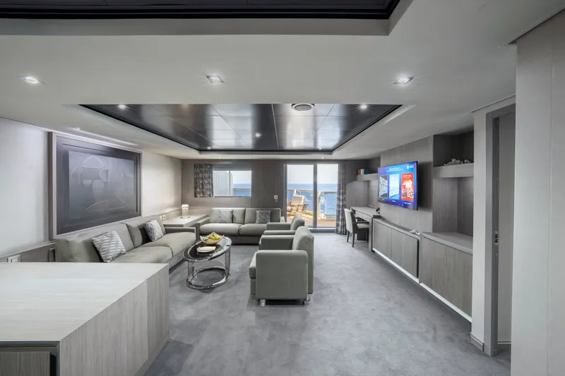 סוויטת יאכט קלוב רויאל 2