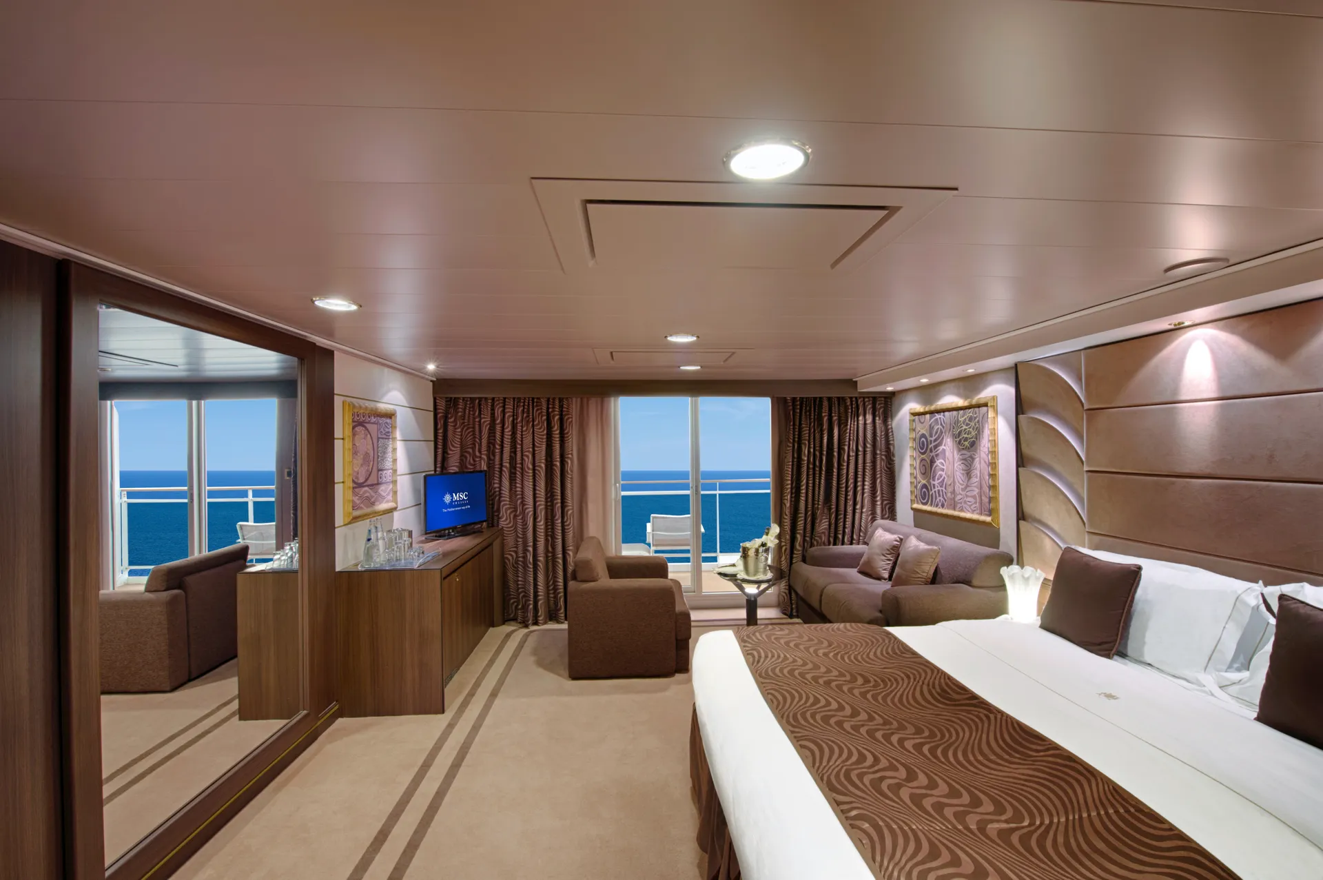 MSC YACHT CLUB DELUXE GRAND SUITE 2