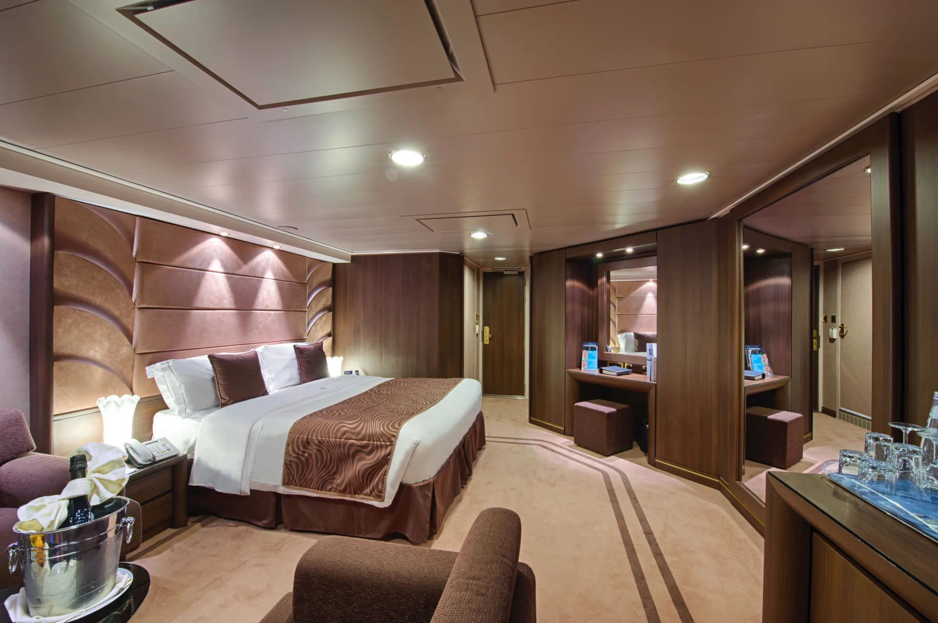 MSC YACHT CLUB DELUXE GRAND SUITE 1
