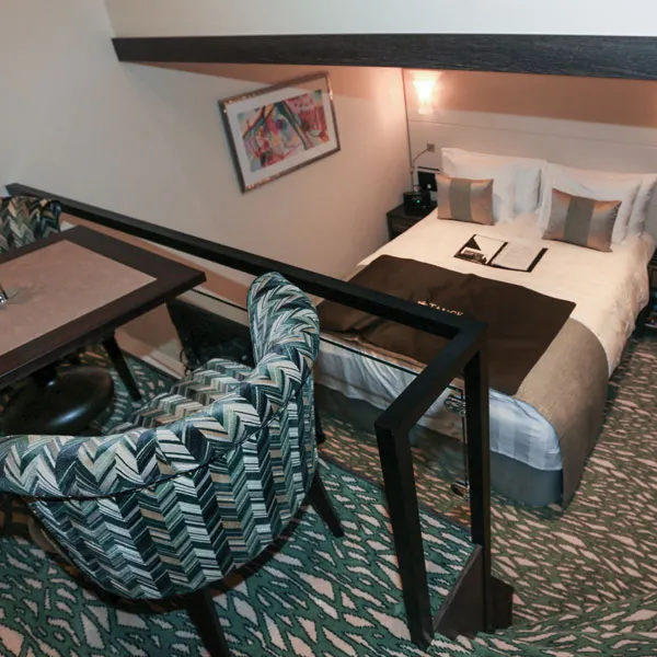 קטגוריה 3 | דקEmerald 1